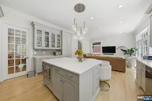 900 Heights Ln, Tenafly, NJ 07670 - Photo 16