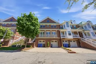 900 Heights Ln, Tenafly, NJ 07670 - Photo 2
