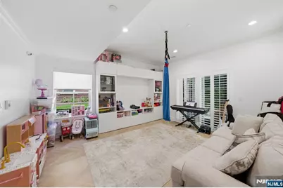 900 Heights Lane, Tenafly, NJ 07670 - Photo 40