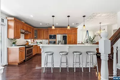 209 W Passaic Avenue, Rutherford, NJ 07070 - Photo 14