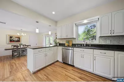 66 Linwood Avenue, Midland Park, NJ 07432 - Photo 12