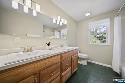 66 Linwood Avenue, Midland Park, NJ 07432 - Photo 26