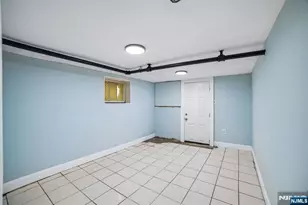 45 Leslie St, East Orange, NJ 07017 - Photo 18