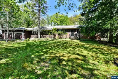 72 Brookside Drive, Upper Saddle River, NJ 07458 - Photo 2