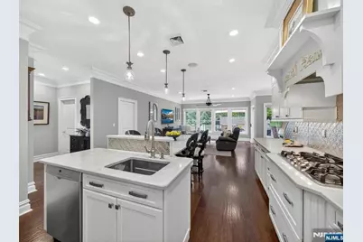 444 Lake Road, Wyckoff Township, NJ 07481 - Photo 10
