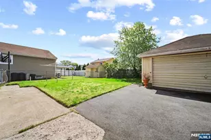 304 Gilbert Ave, Elmwood Park, NJ 07407 - Photo 26
