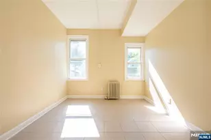 120 Sunset Ave, Newark, NJ 07106 - Photo 16