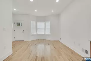 196 Taylor St, Orange, NJ 07050 - Photo 2