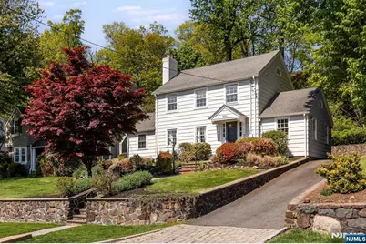 582 Highland Avenue, Montclair, NJ 07043 - Photo 1