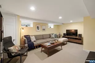 2 Lloyd Pl, Belleville, NJ 07109 - Photo 14