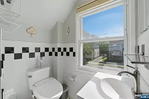 2 Lloyd Pl, Belleville, NJ 07109 - Photo 32
