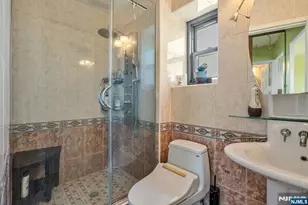 2352 Linwood Ave 6C, Fort Lee, NJ 07024 - Photo 20