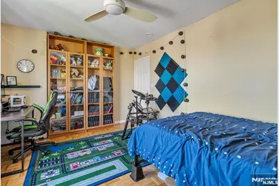 2352 Linwood Avenue 6C #6C, Fort Lee, NJ 07024 - Photo 22