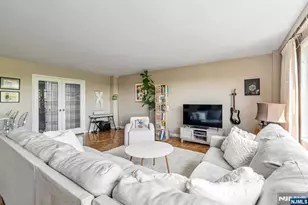 2352 Linwood Ave 6C, Fort Lee, NJ 07024 - Photo 6
