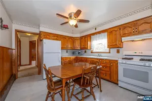 1045 Preakness Ave, Wayne, NJ 07470 - Photo 2