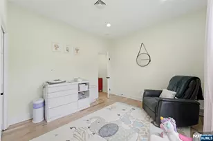 26 Madison Ave, Hasbrouck Heights, NJ 07604 - Photo 30