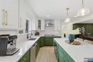 26 Madison Ave, Hasbrouck Heights, NJ 07604 - Photo 16