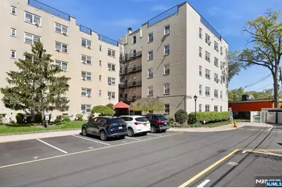2215 N Central Road 4A #4A, Fort Lee, NJ 07024 - Photo 16