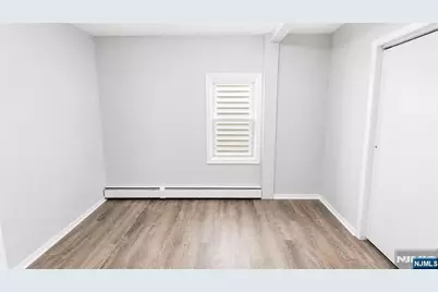 61 Holsman Street, Paterson, NJ 07522 - Photo 14