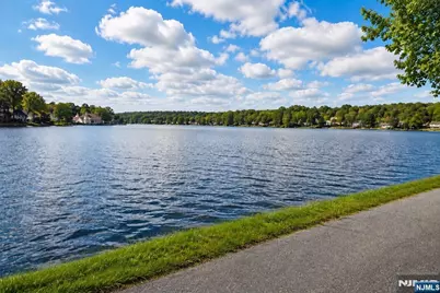 75 Lake Trail, Wayne, NJ 07470 - Photo 20
