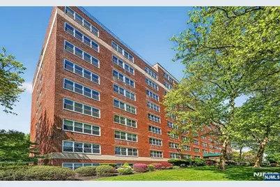 926 Bloomfield Avenue 3A #3A, Glen Ridge, NJ 07028 - Photo 1