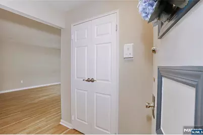 605 Grove Street 2 C #2 C, Clifton, NJ 07013 - Photo 8