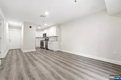 401 Dercole 120 #120, Norwood, NJ 07648 - Photo 6