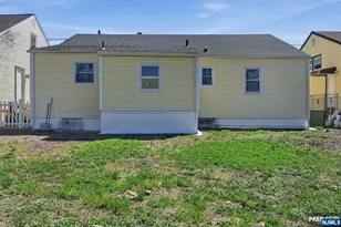 325 Schley St, Newark, NJ 07112 - Photo 34