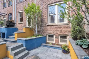 116 Park Ave, Newark, NJ 07104 - Photo 38