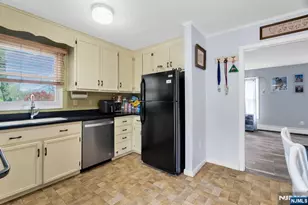 140 Papscoe Rd, West Milford, NJ 07421 - Photo 20