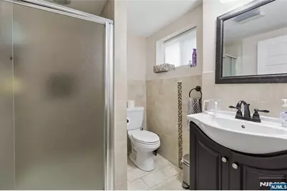 147 Terhune Avenue, Passaic, NJ 07055 - Photo 20