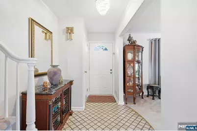 291 S Chestnut Street, Washington Township, NJ 07676 - Photo 4