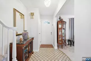 291 S Chestnut St, Washington Township, NJ 07676 - Photo 4