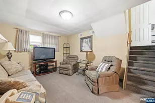 291 S Chestnut St, Washington Township, NJ 07676 - Photo 18