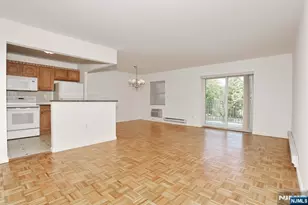 550 Fairview 312, Westwood, NJ 07675 - Photo 10