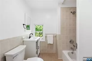 64 Longfellow Dr, Woodbridge Township, NJ 07067 - Photo 20