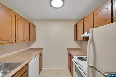 265 Main Street 209 #209, Ridgefield Park, NJ 07660 - Photo 12