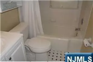 62 Reid Ave, Bergenfield, NJ 07621 - Photo 22
