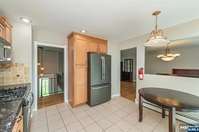 6 Beaumont Place, Hanover Township, NJ 07981 - Photo 8