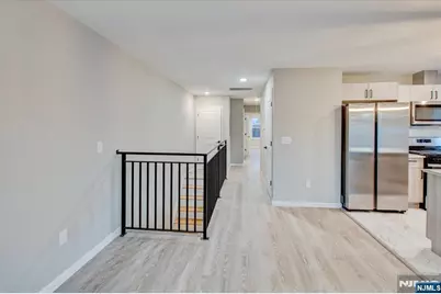 54 Holland Street, Newark, NJ 07103 - Photo 10