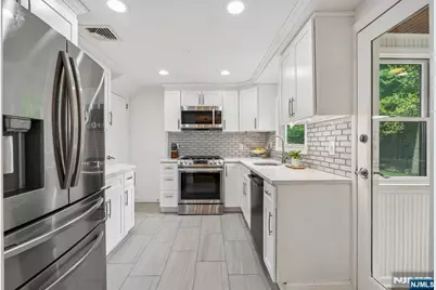 93 Prospect Street, Verona, NJ 07044 - Photo 14