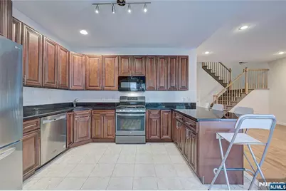 3 Champion Boulevard, Livingston, NJ 07039 - Photo 8