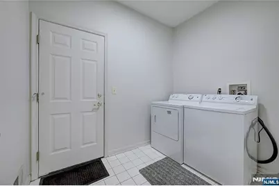 3 Champion Boulevard, Livingston, NJ 07039 - Photo 20