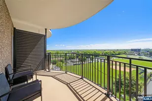 150 Overlook Ave 8D, Hackensack, NJ 07601 - Photo 16