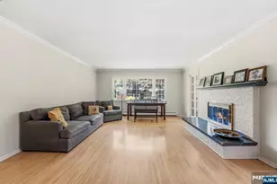 12 Wildwood Dr, North Caldwell, NJ 07006 - Photo 10