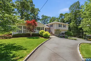 12 Wildwood Dr, North Caldwell, NJ 07006 - Photo 2