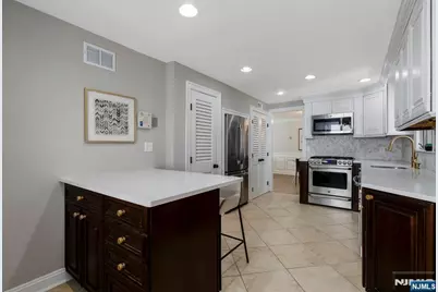 20 W Saddle River Road, Waldwick, NJ 07463 - Photo 10