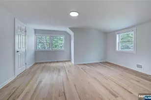 9 Park Dr, Livingston, NJ 07039 - Photo 18
