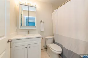 21 Riverbend Ct, New Providence, NJ 07974 - Photo 18
