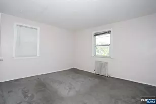 110 Canterbury Ave, North Arlington, NJ 07031 - Photo 8